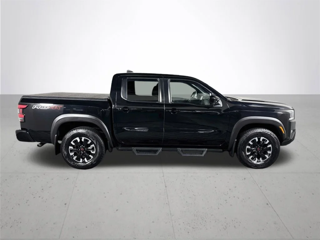 Used 2022 Black Nissan PRO-4X image 5
