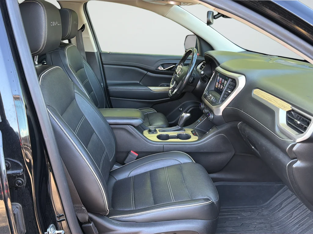 Used 2019 Black GMC Denali image 29