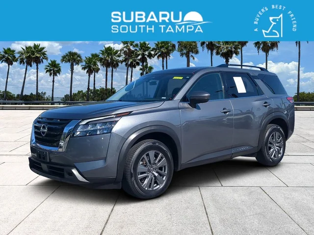 2024 Nissan Pathfinder SV