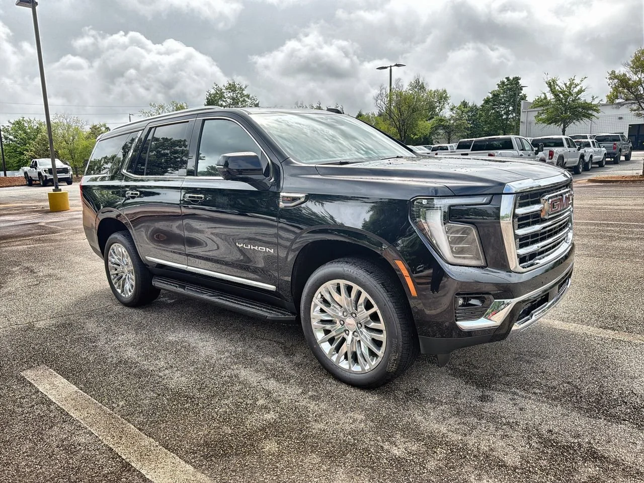 New 2026 Onyx Black GMC Elevation image 2