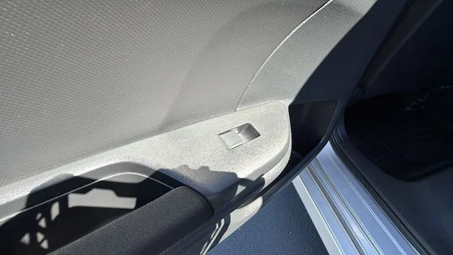 Used 2016 Silver Honda LX image 14