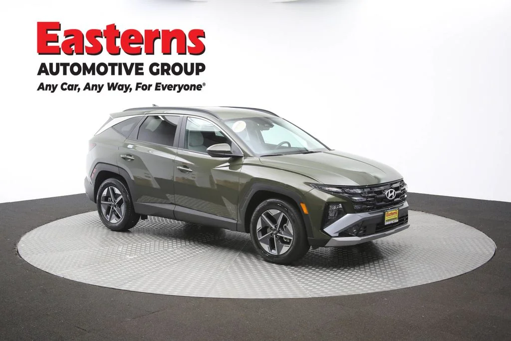 Used 2026 Green Hyundai SEL image 48