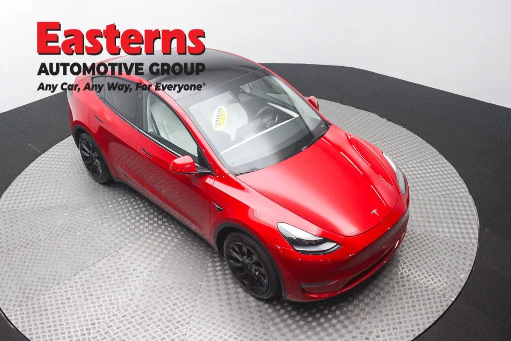 Used 2023 Red Tesla Long Range image 3