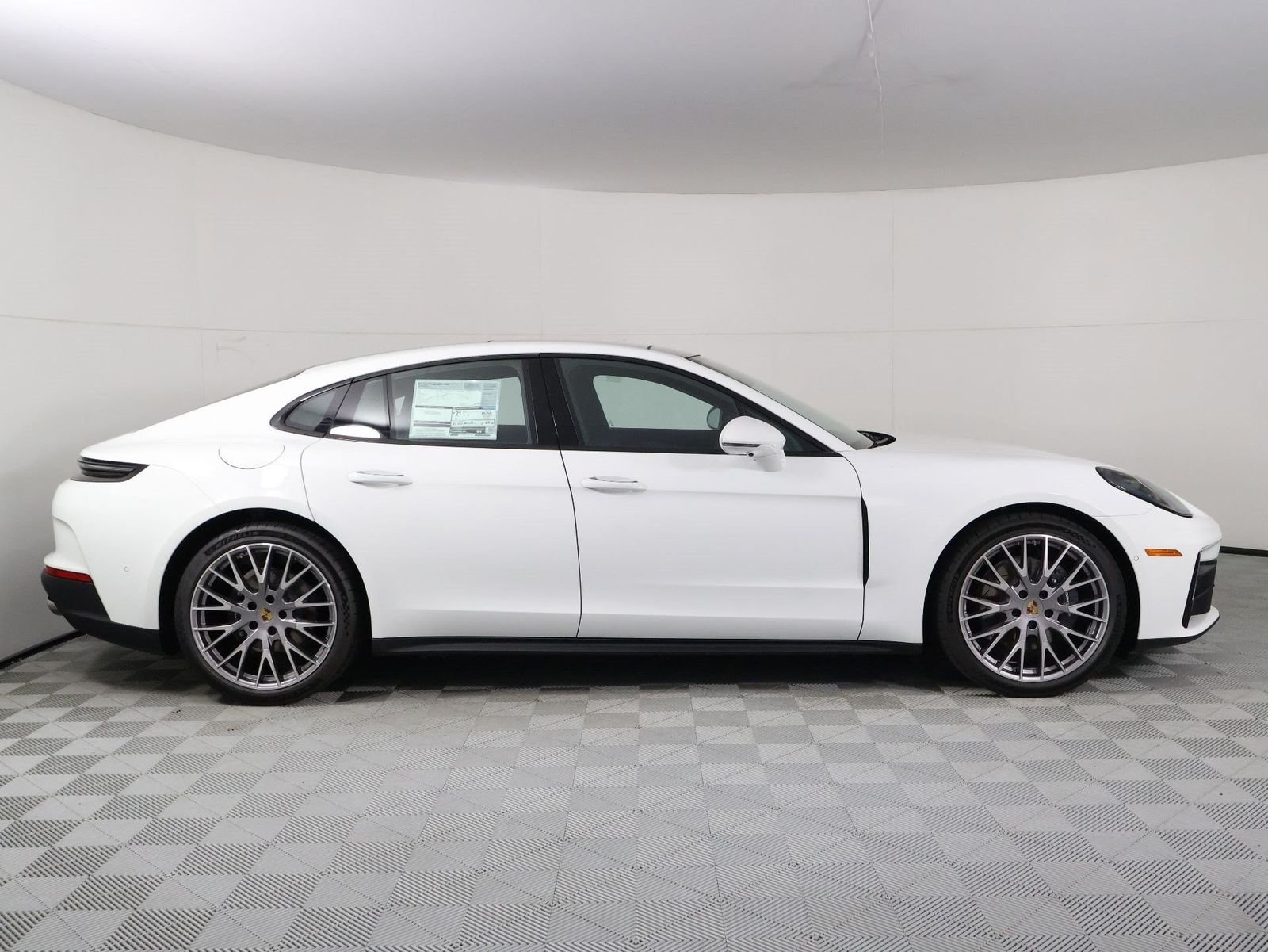 New 2026 White Porsche RWD image 8
