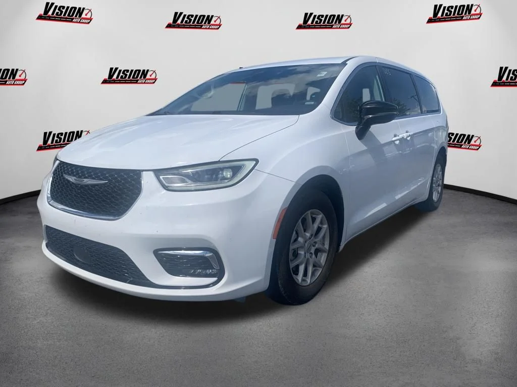 2024 Chrysler Pacifica