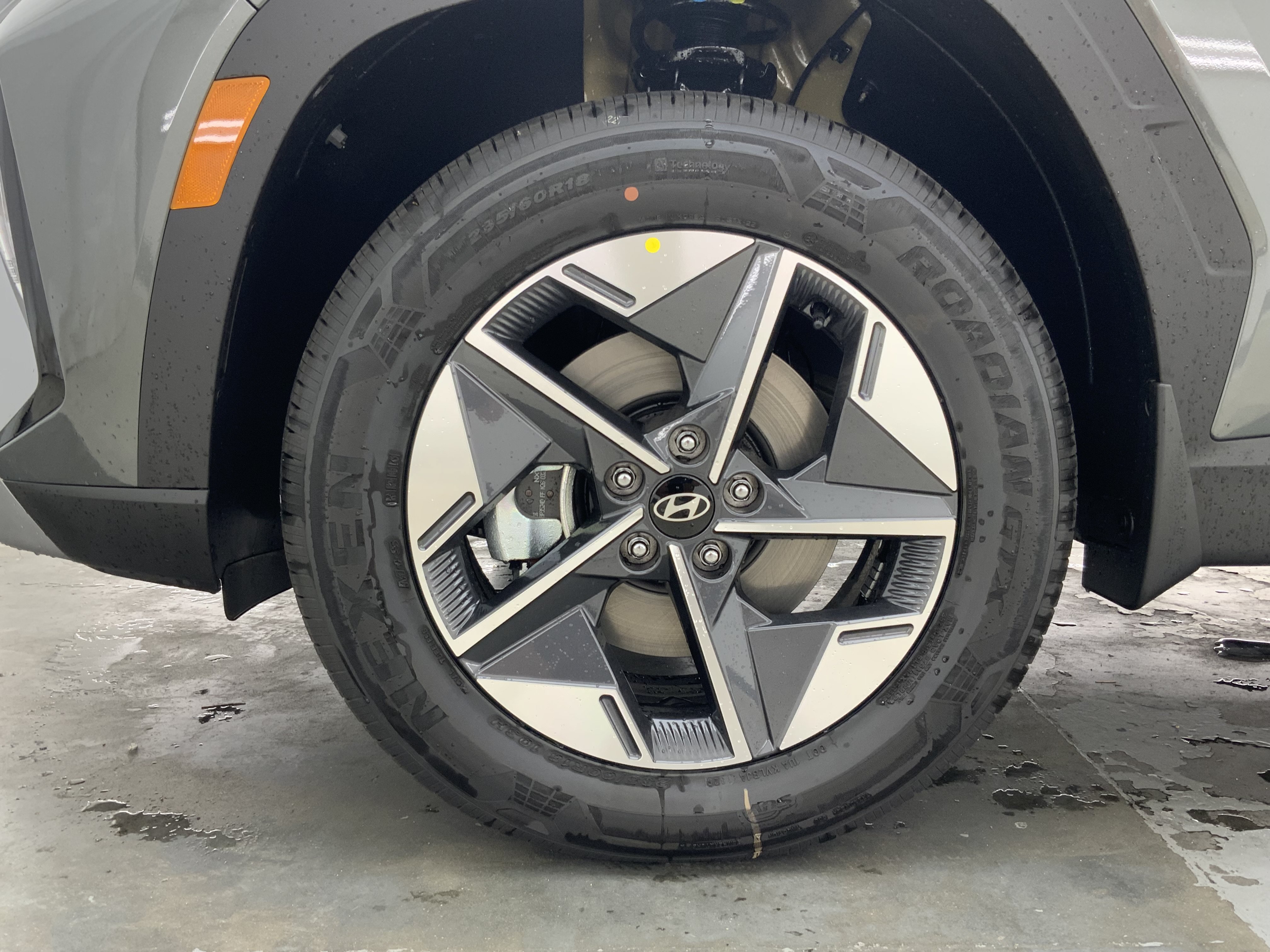 New 2026 Amazon Gray Hyundai SEL image 5