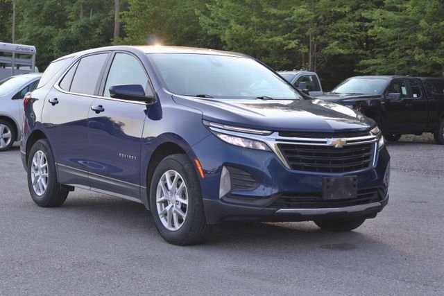 Used 2022 Blue Chevrolet LT image 9