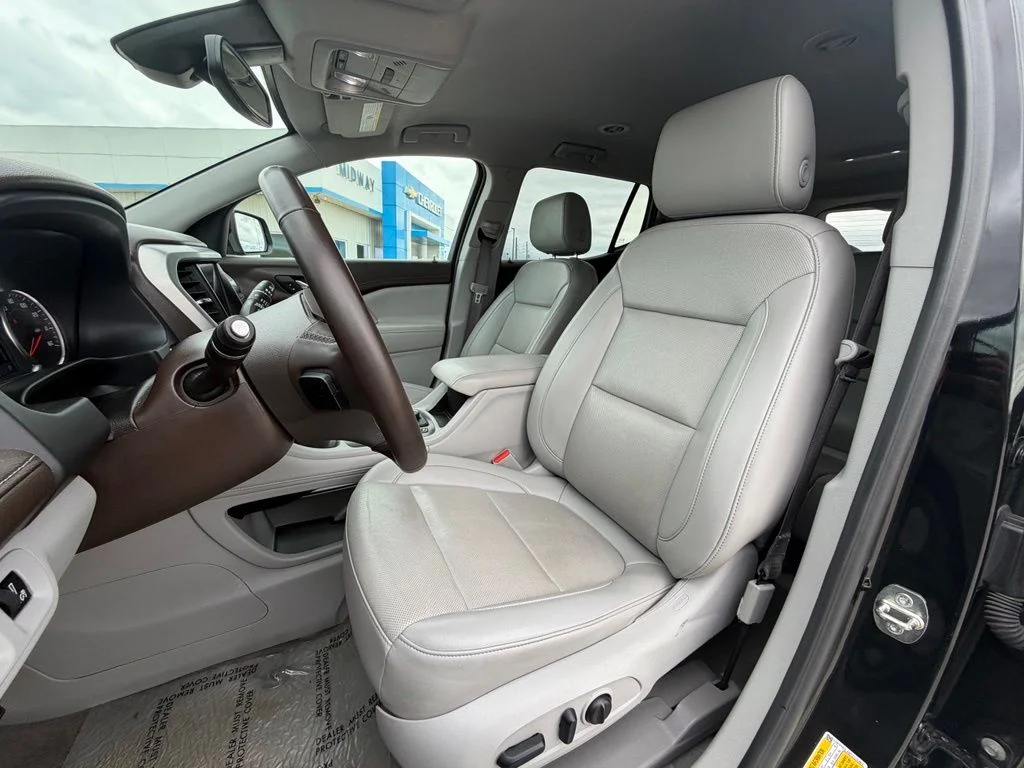 Used 2023 Black GMC SLT image 13