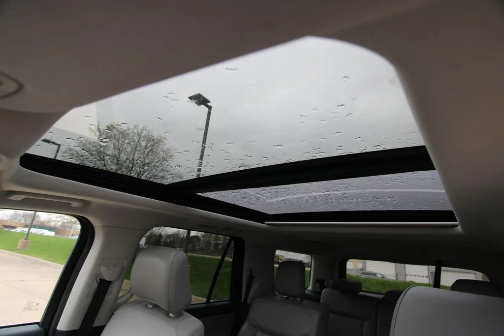 Used 2025 Space Silver Ford Active image 14