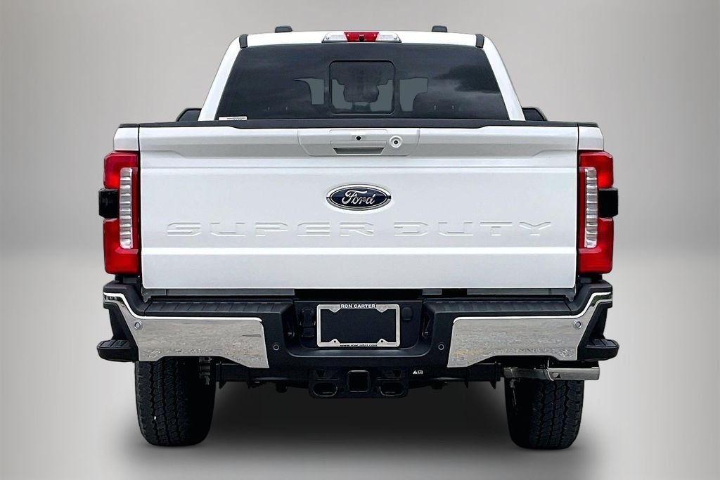 New 2026 Ford Super Duty F-250 Lariat 4D Crew Cab