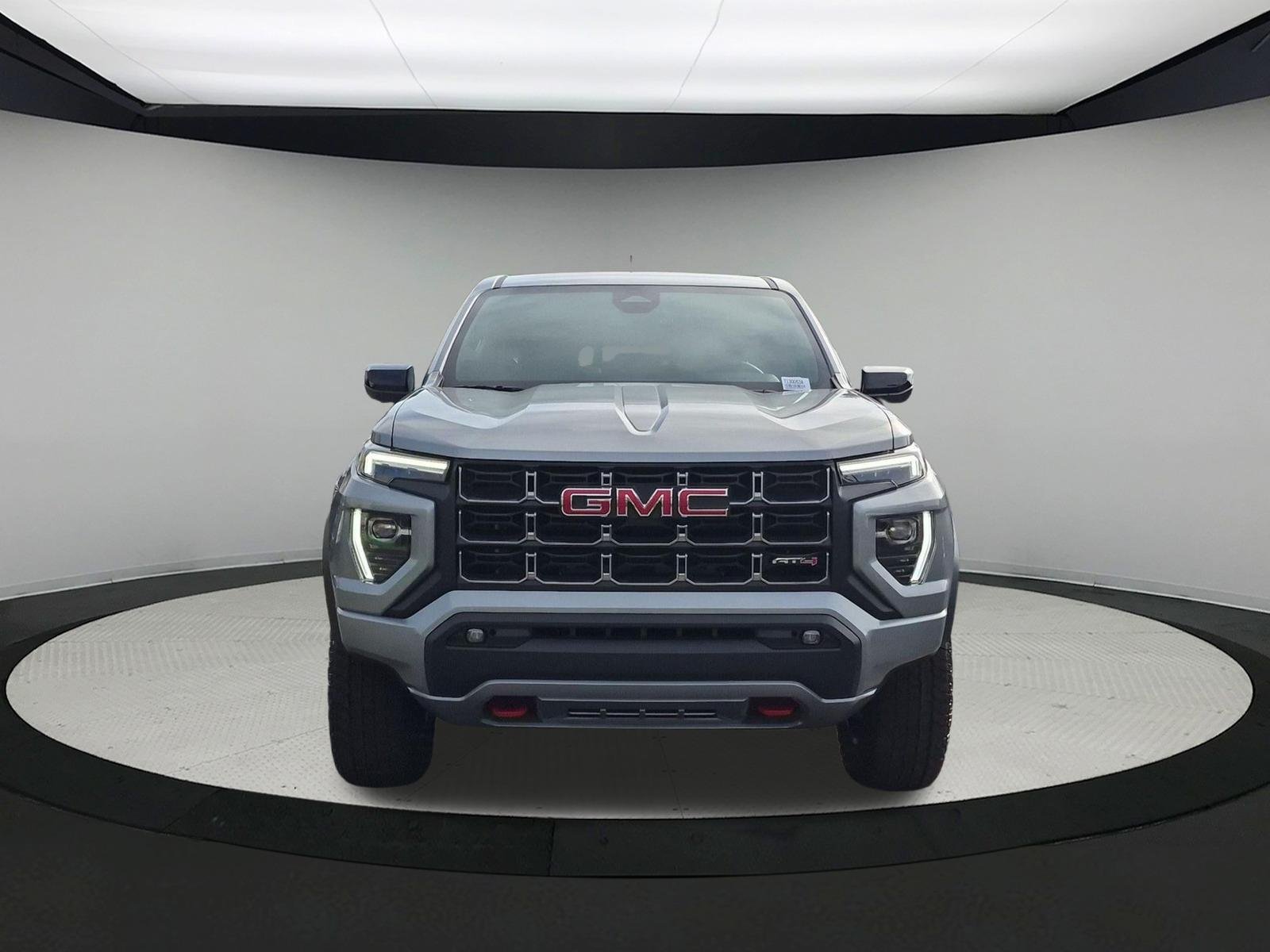 2026 GMC Canyon AT4 - Photo 7