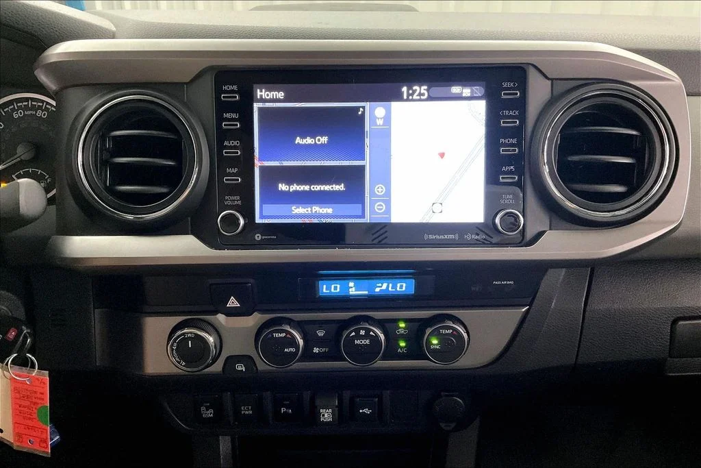 Used 2022 Gray Toyota SR5 image 36