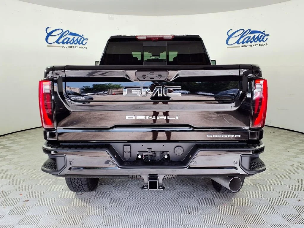 New 2026 Onyx Black GMC Denali Ultimate image 4