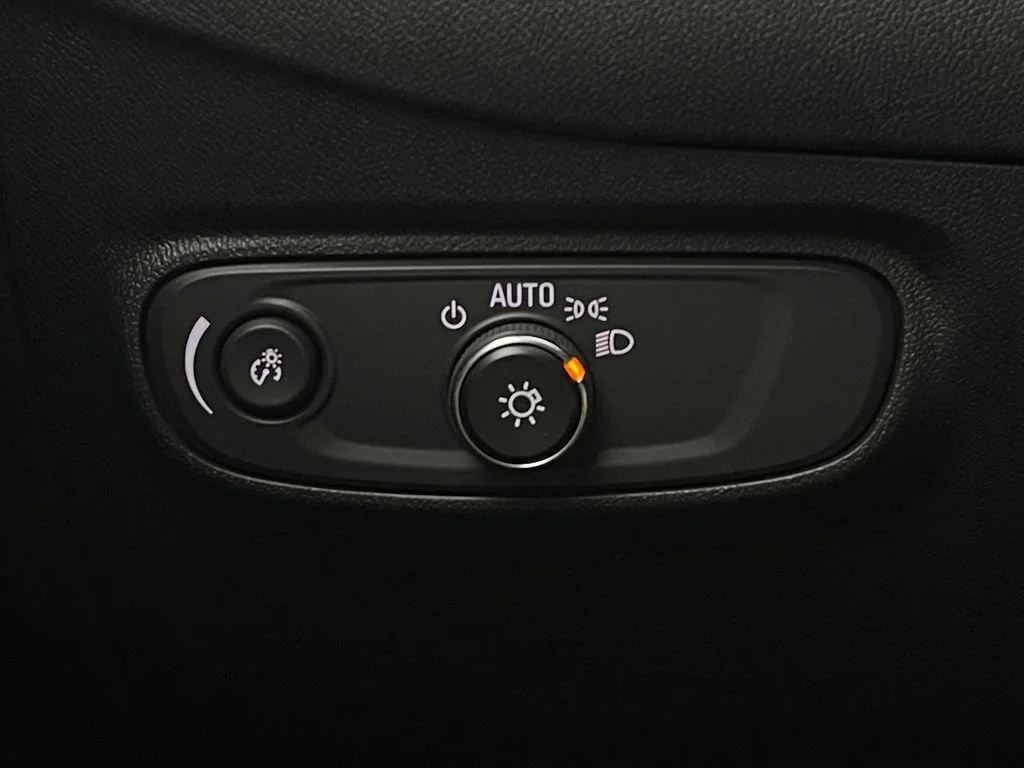 Used 2024 Mosaic Black Metallic Chevrolet LT image 22