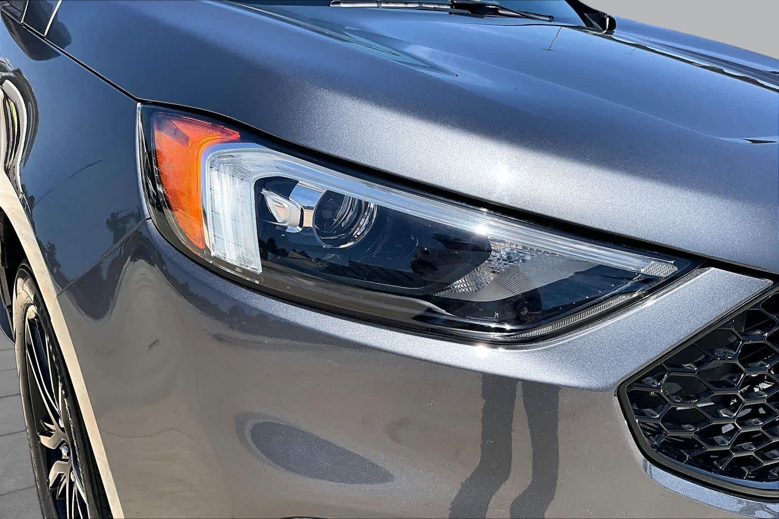 Used 2023 Carbonized Gray Ford ST-Line image 26