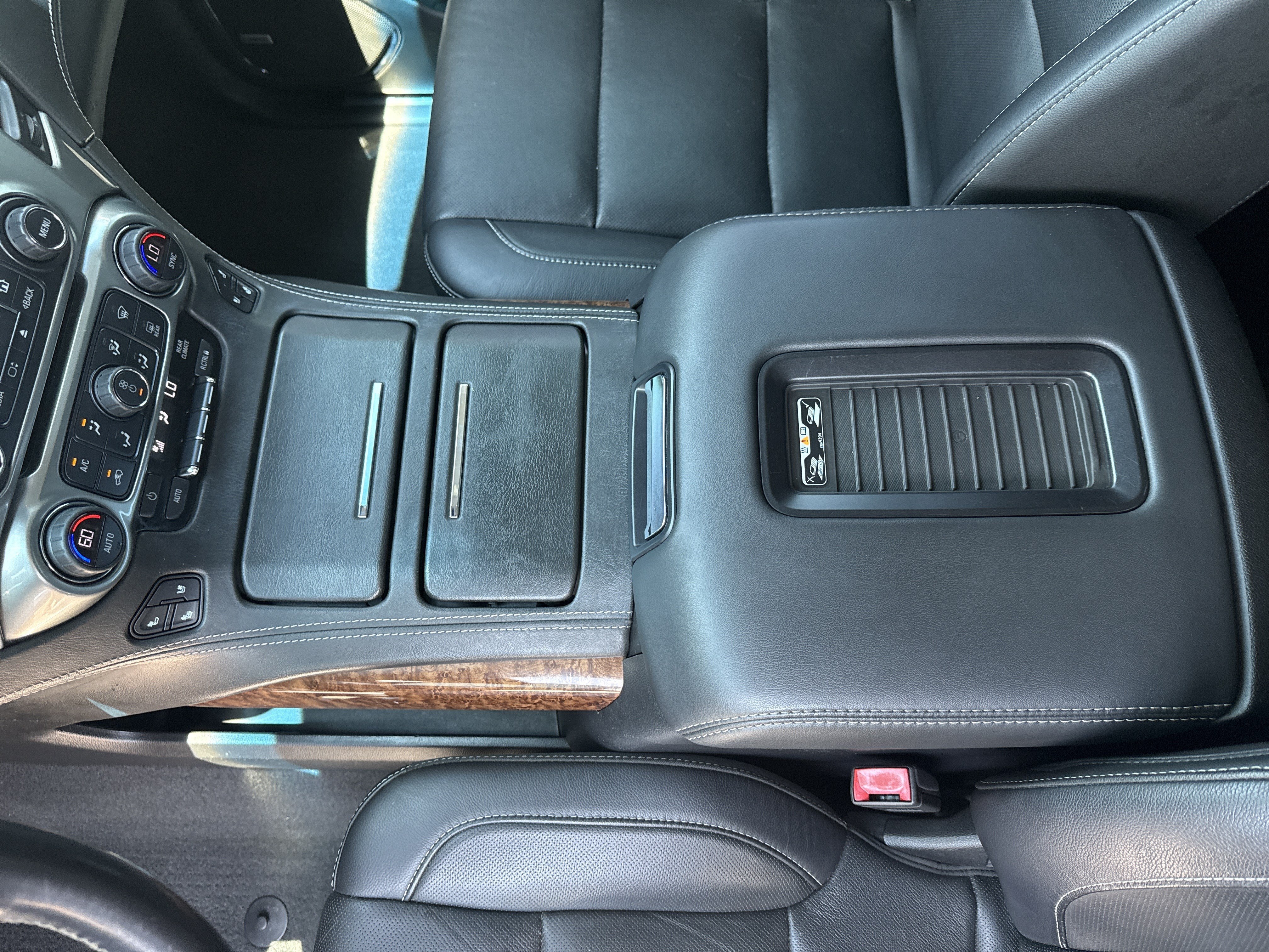 Used 2019 Summit White Chevrolet Premier image 29