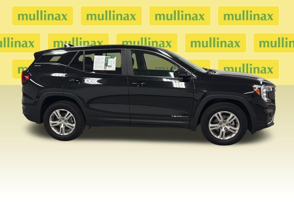 Used 2024 Black GMC SLE image 19
