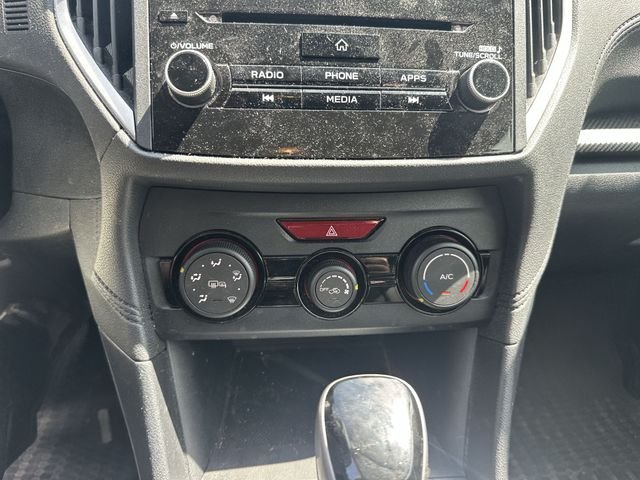 Used 2019 White Subaru 2.0i Premium image 19