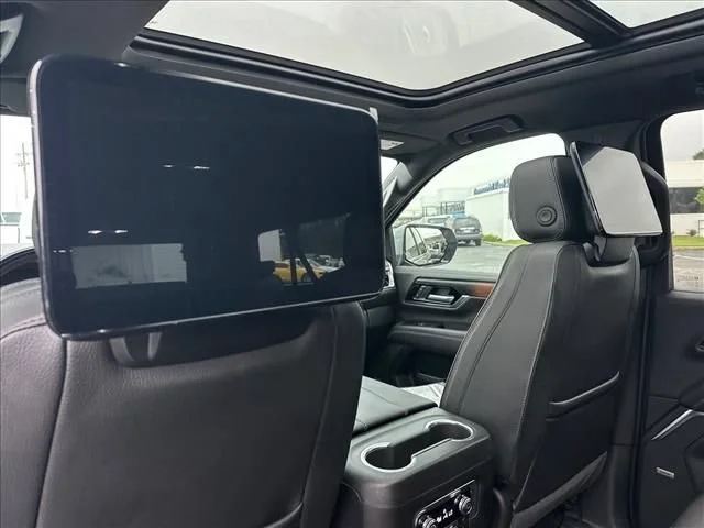 2026 GMC Yukon XL Denali - Photo 26