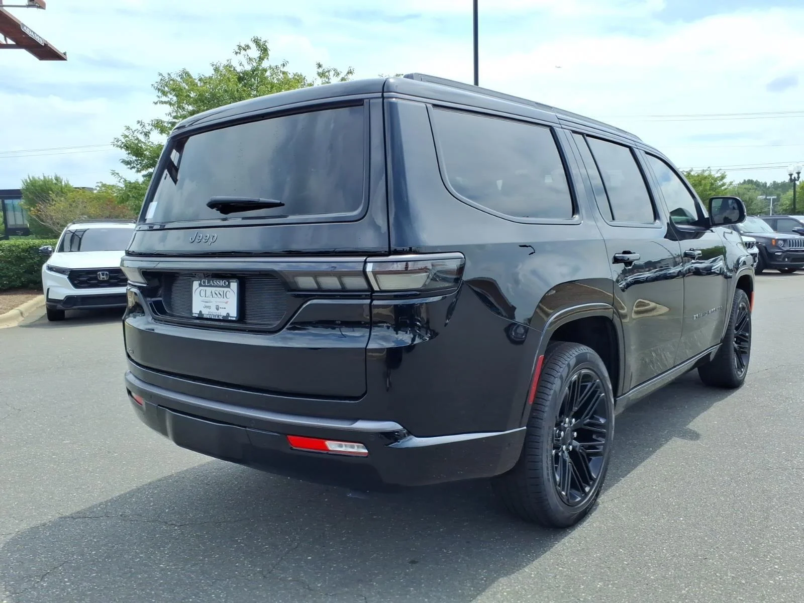New 2026 High Gloss Black Jeep Limited Reserve image 2