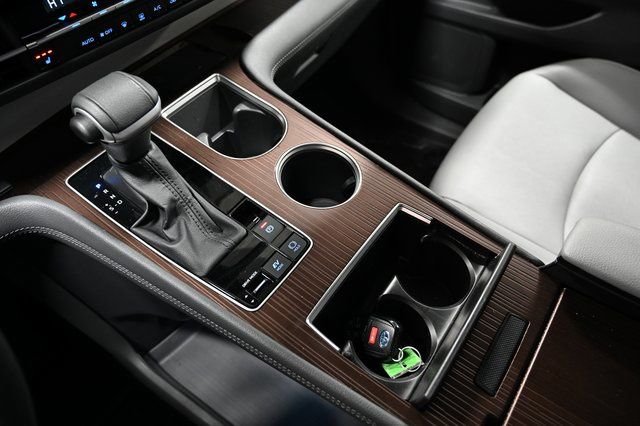 2023 Toyota Sienna XLE - Photo 20