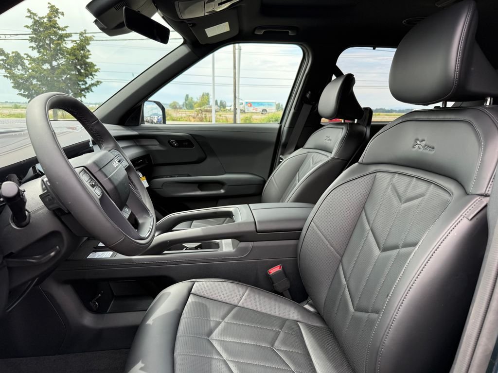 New 2027 Black Jade Green Kia X-Line EX image 16