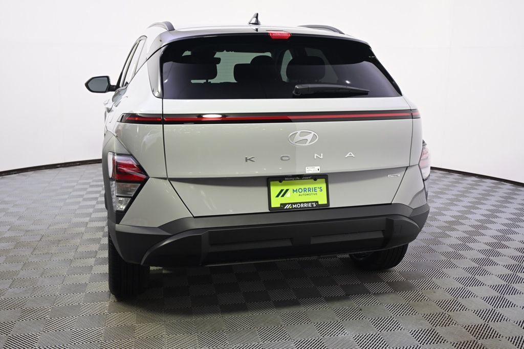 Used 2026 Cyber Gray Metallic Hyundai SEL Sport image 4