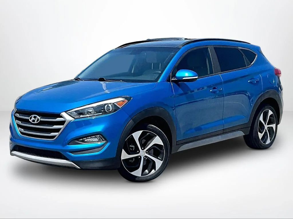 Used 2018 Blue Hyundai Value image 2