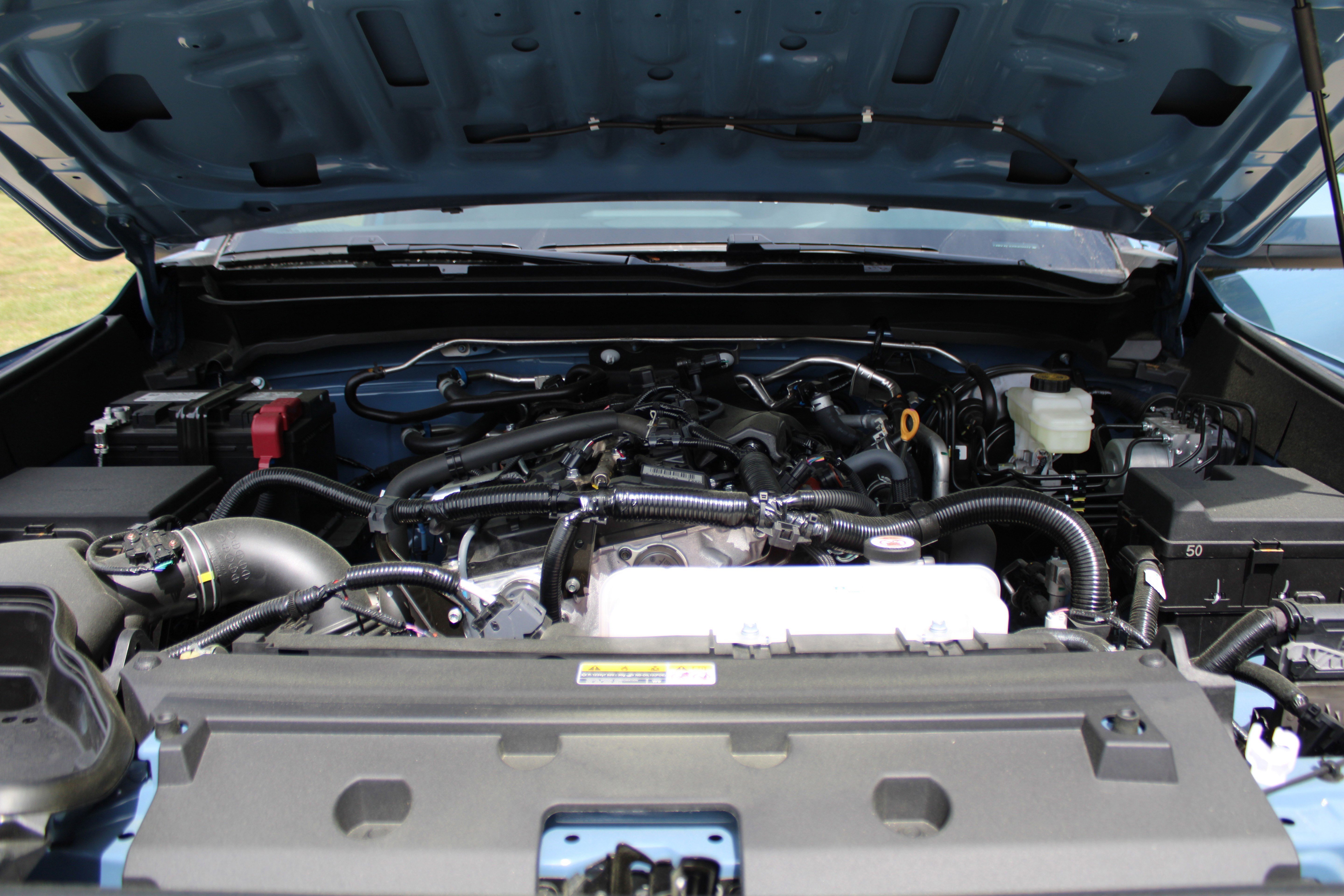 2026 Toyota Tacoma SR5 - Photo 12