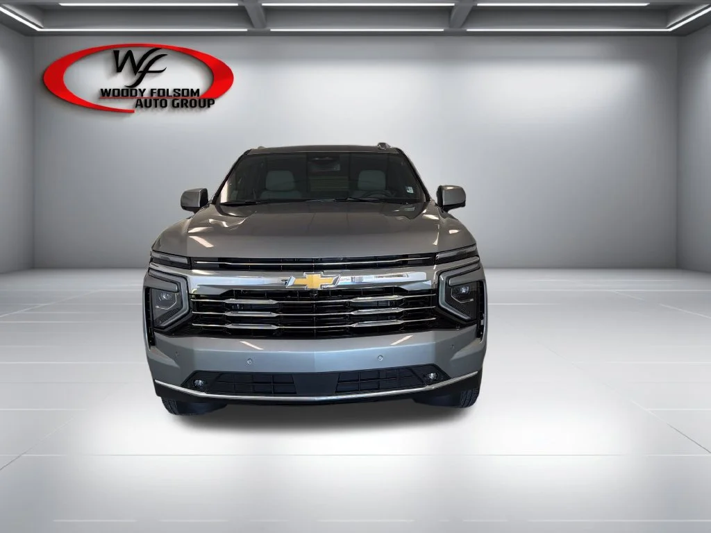 New 2027 Sterling Gray Metallic Chevrolet LT image 2