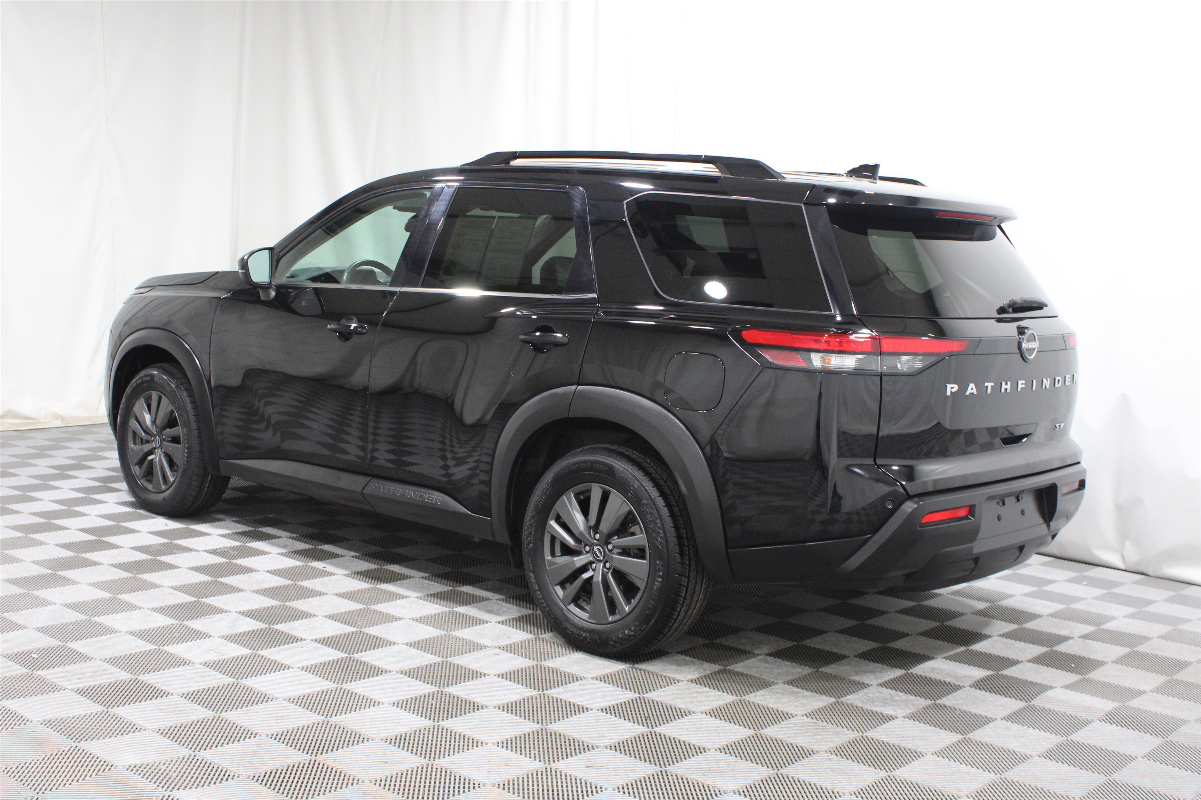 Used 2022 Super Black Nissan SV image 34