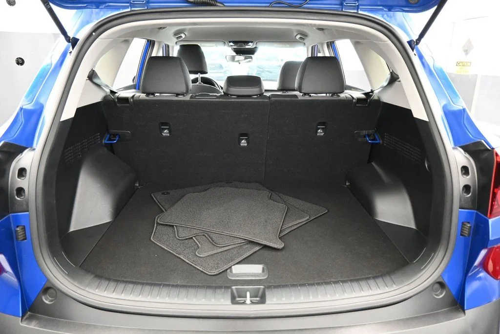 Used 2023 Neptune Blue Kia Nightfall image 34