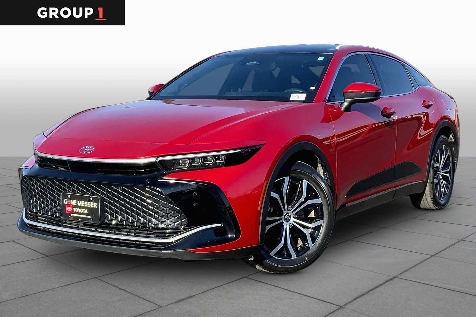 2024 Toyota Crown Limited AWD's photo