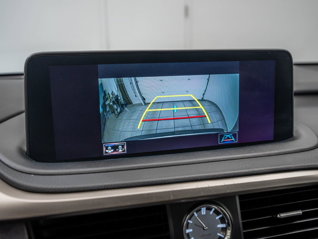 Used 2020 Atomic Silver Lexus 350 image 34