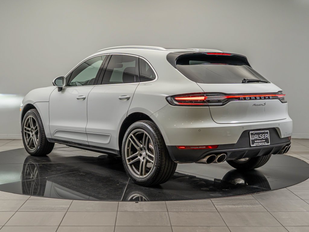 Certified Used 2021 White Porsche S image 3