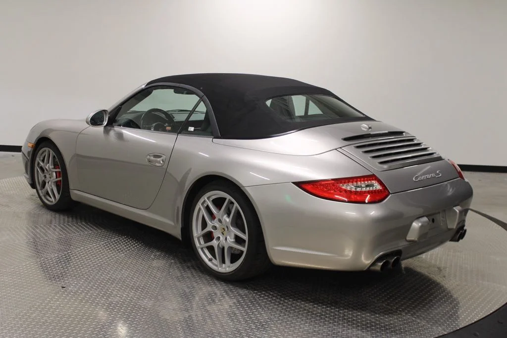 Used 2012 Platinum Silver Metallic Porsche Carrera S image 3