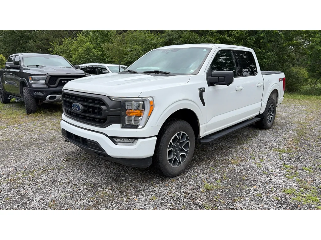 2023 Ford F-150 XLT 4x4 SuperCrew 5-1/2 Box's photo
