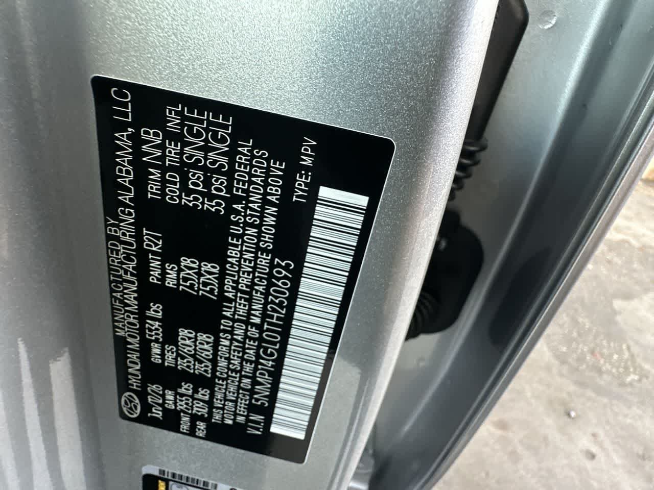 New 2026 Shimmering Silver Hyundai SE FWD image 29