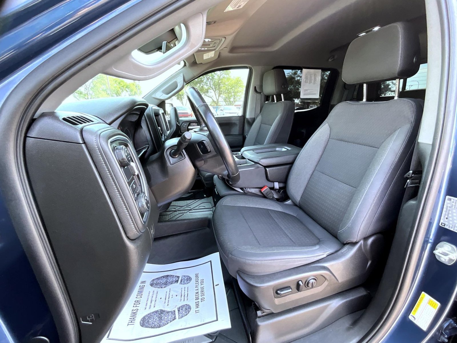 Used 2019 Blue Chevrolet LT image 12