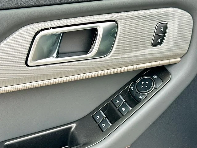 New 2026 White Metallic Ford Active image 12
