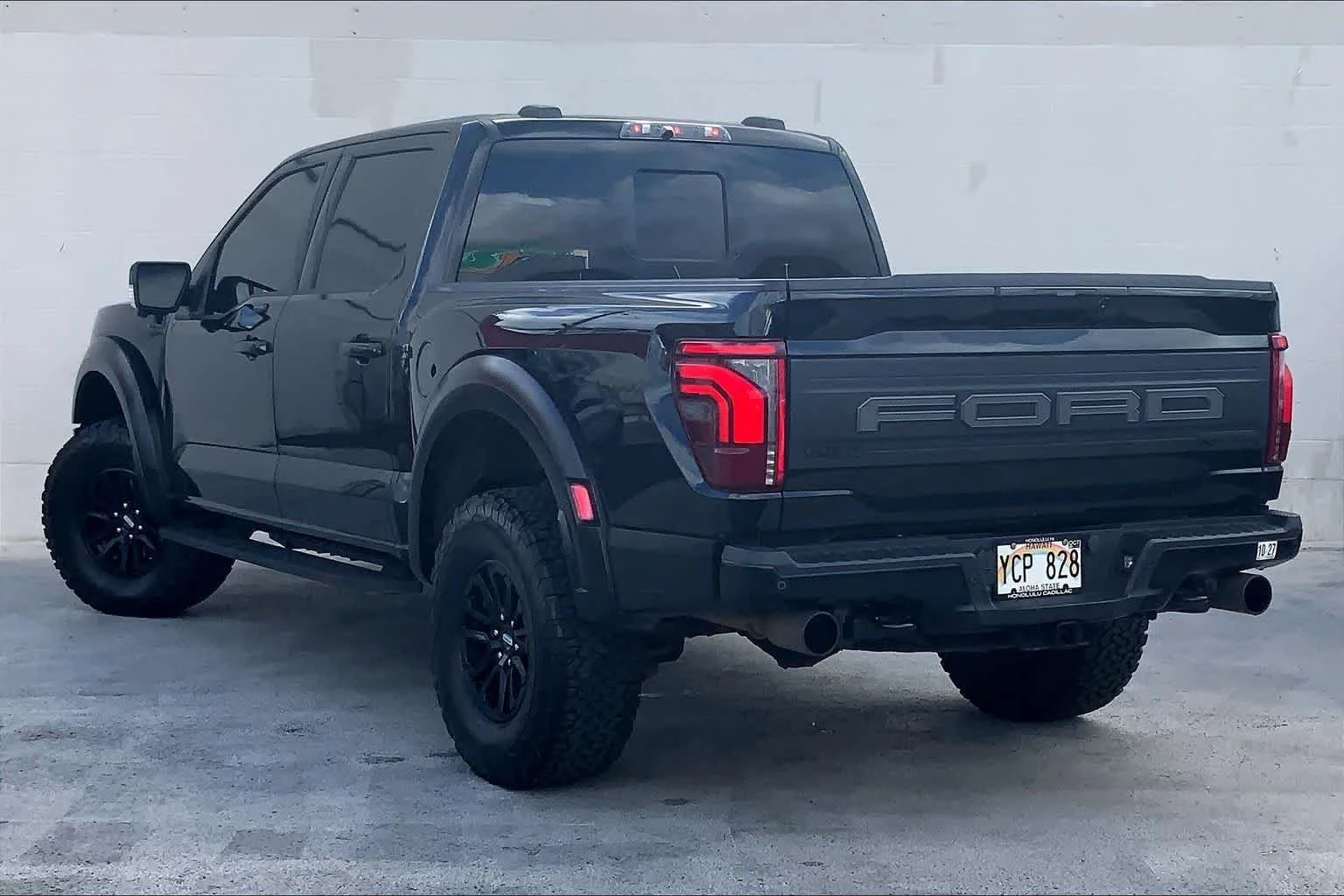 Used 2025 Blk/black Ford Raptor image 4