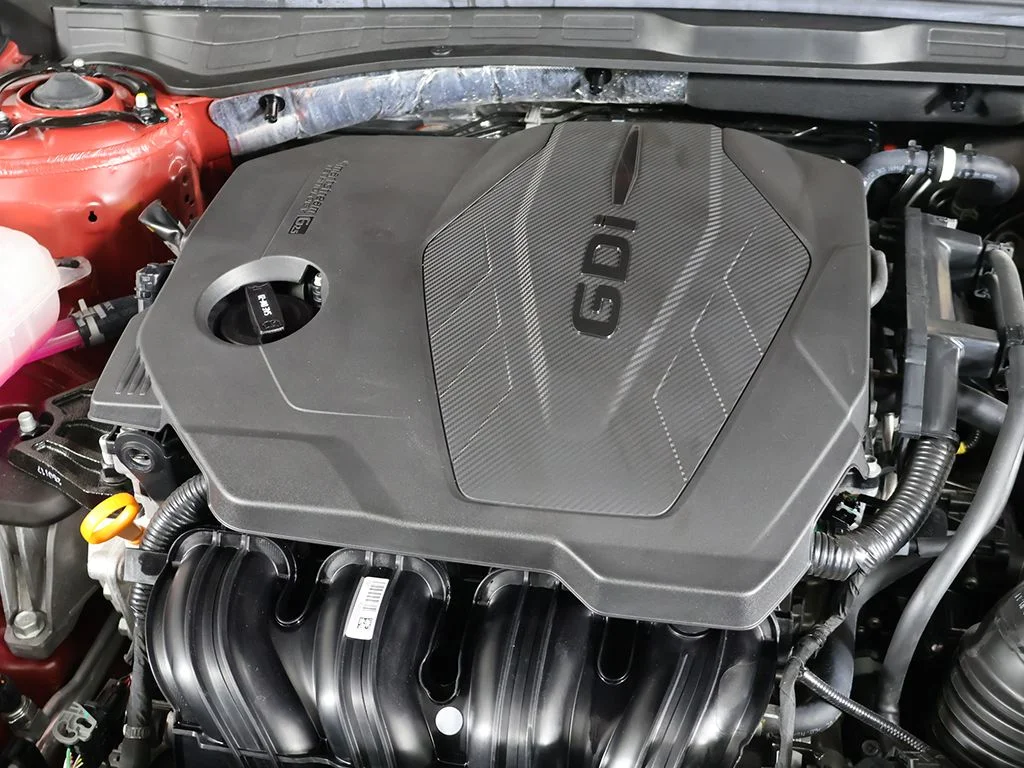 Used 2025 Red Hyundai SEL image 15