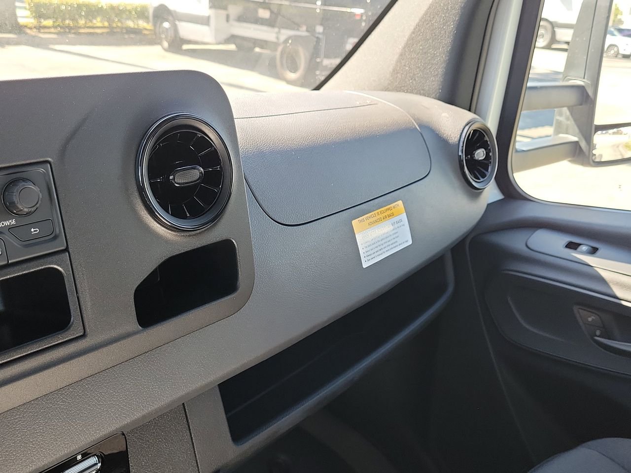 2024 Mercedes-Benz Sprinter Cab Chassis Base - Photo 29