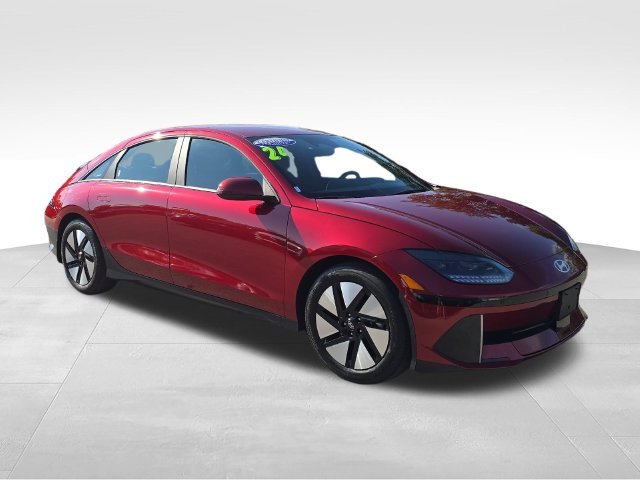 Used 2024 Red Hyundai SE image 7