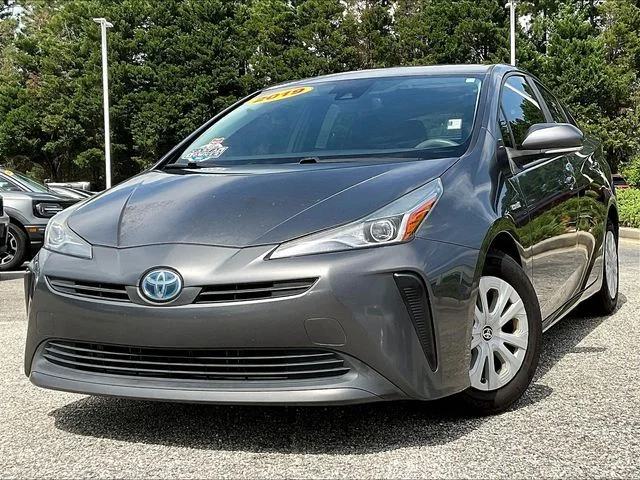 Used 2019 Gray Toyota L image 3