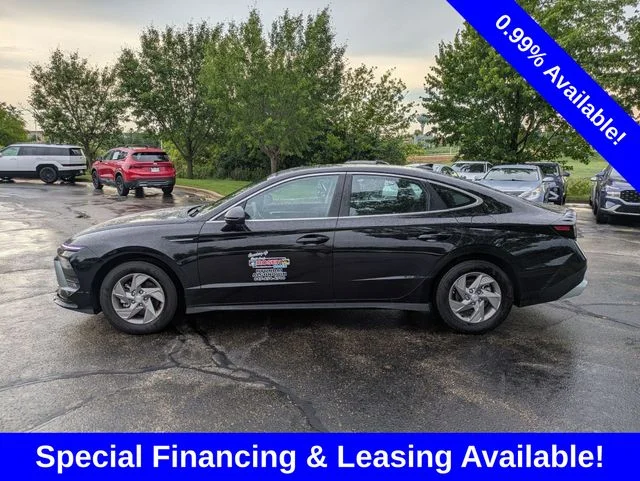 Certified Used 2026 Black Hyundai SE image 4