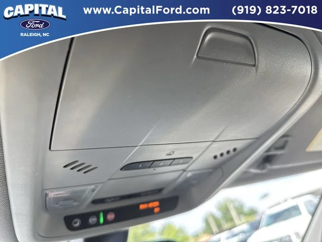 Used 2018 White GMC SLT image 32