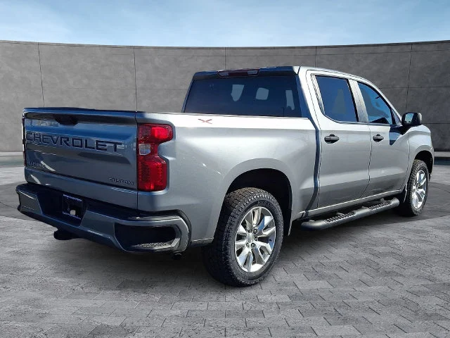 Used 2024 Gray Chevrolet Custom image 6