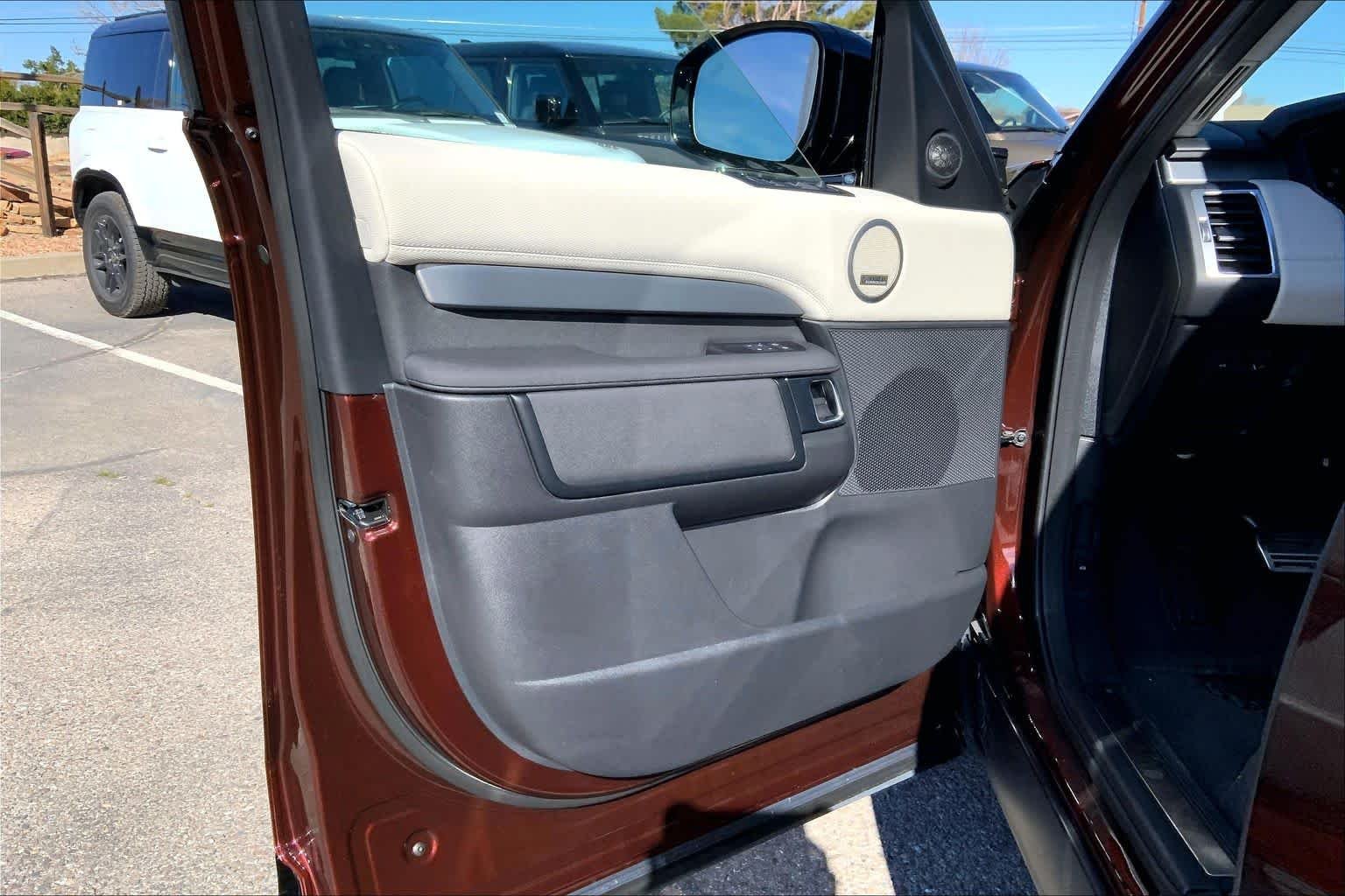 New 2026 Sedona Red Land Rover Gemini Edition image 10
