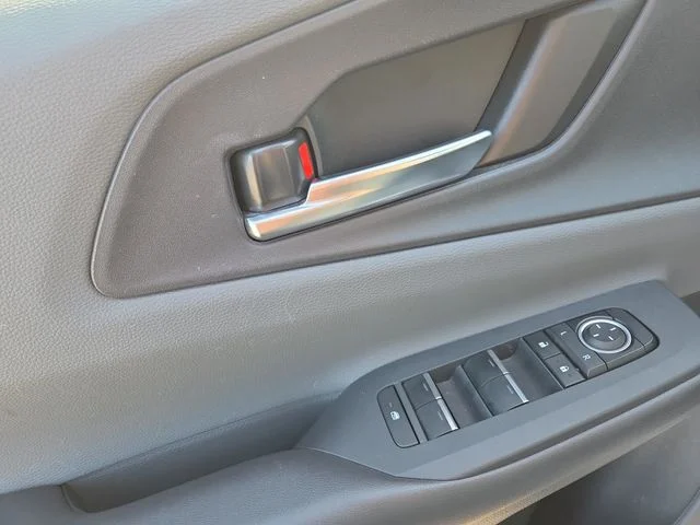 Used 2024  Toyota XLE image 10